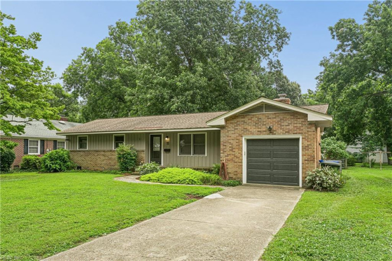 Photo 2 of 39 residential for sale in Newport News virginia