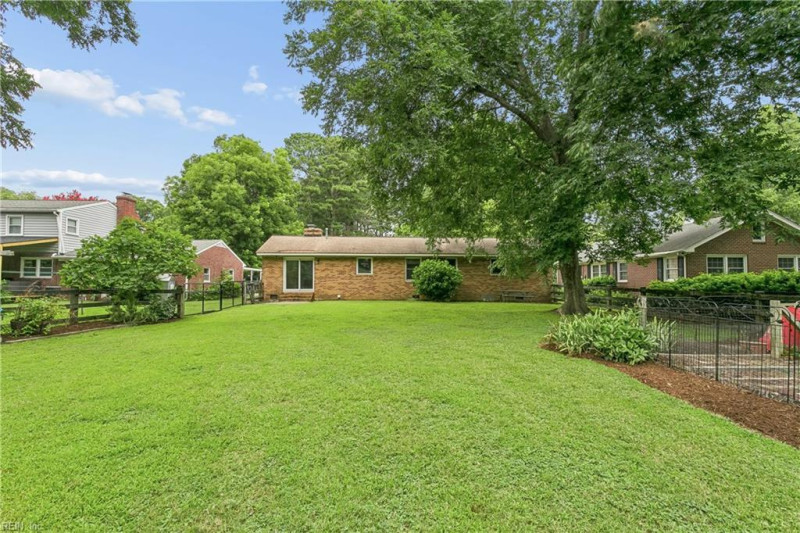 Photo 22 of 39 residential for sale in Newport News virginia