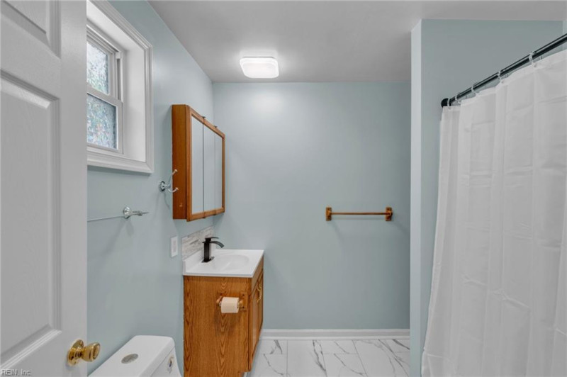 Photo 33 of 49 residential for sale in Chesapeake virginia Photo 33 of 49 residential for sale in Chesapeake virginia