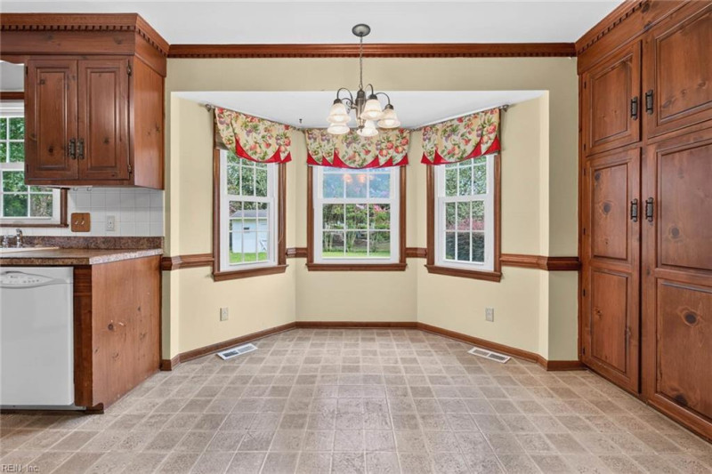 Photo 10 of 45 residential for sale in Chesapeake virginia Photo 10 of 45 residential for sale in Chesapeake virginia