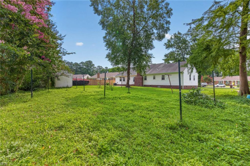 Photo 42 of 45 residential for sale in Chesapeake virginia Photo 42 of 45 residential for sale in Chesapeake virginia