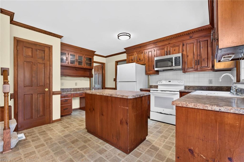 Photo 6 of 45 residential for sale in Chesapeake virginia Photo 6 of 45 residential for sale in Chesapeake virginia