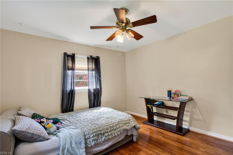 Photo 16 of 23 residential for sale in Hampton virginia