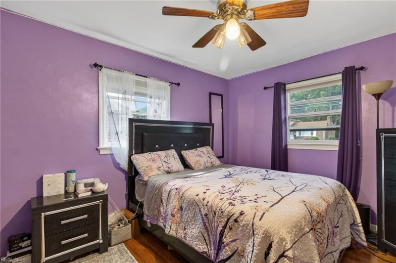 Photo 17 of 23 residential for sale in Hampton virginia