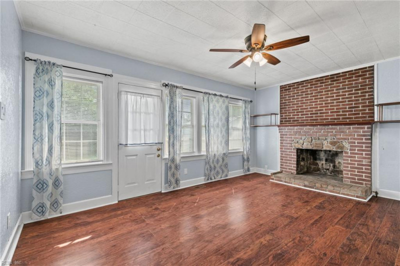 Photo 14 of 30 residential for sale in Hampton virginia Photo 14 of 30 residential for sale in Hampton virginia