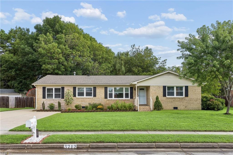 Photo 2 of 37 residential for sale in Chesapeake virginia Photo 2 of 37 residential for sale in Chesapeake virginia
