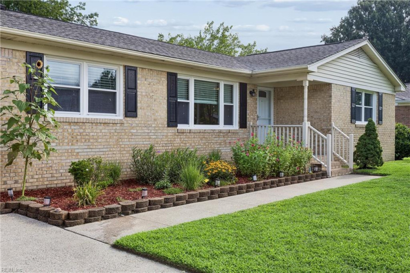 Photo 3 of 37 residential for sale in Chesapeake virginia Photo 3 of 37 residential for sale in Chesapeake virginia