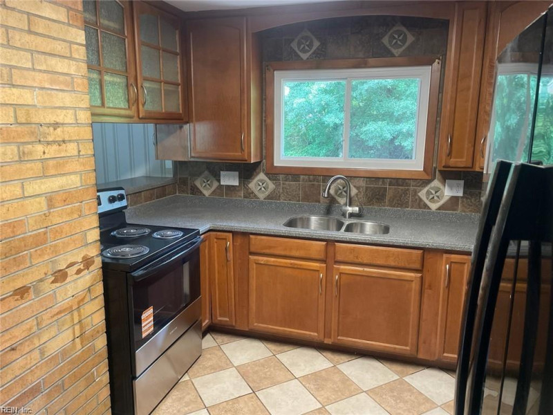 Photo 13 of 20 residential for sale in Newport News virginia Photo 13 of 20 residential for sale in Newport News virginia