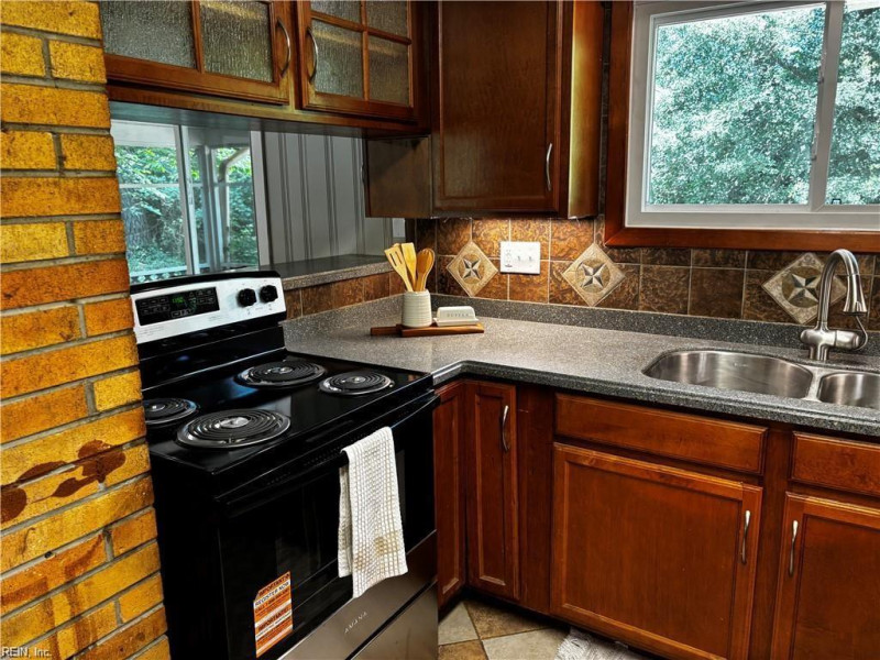 Photo 7 of 20 residential for sale in Newport News virginia Photo 7 of 20 residential for sale in Newport News virginia