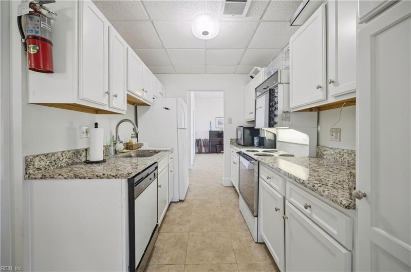 Photo 26 of 41 residential for sale in Virginia Beach virginia