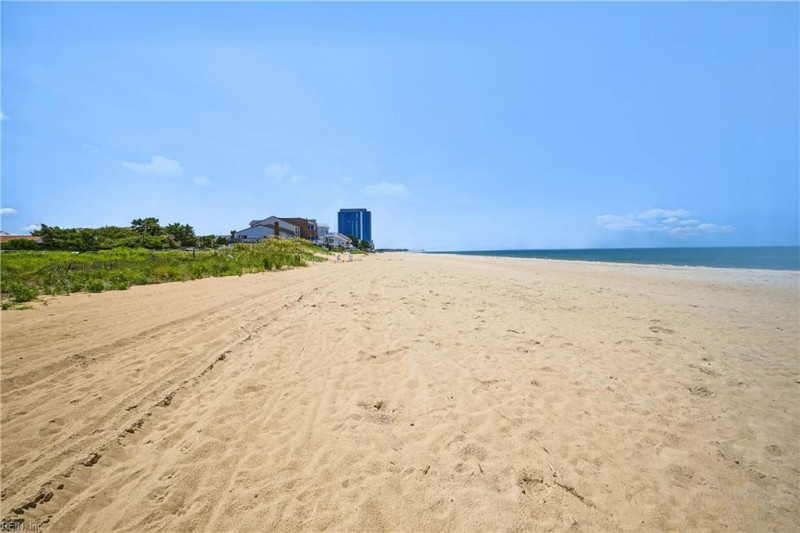 Photo 35 of 41 residential for sale in Virginia Beach virginia