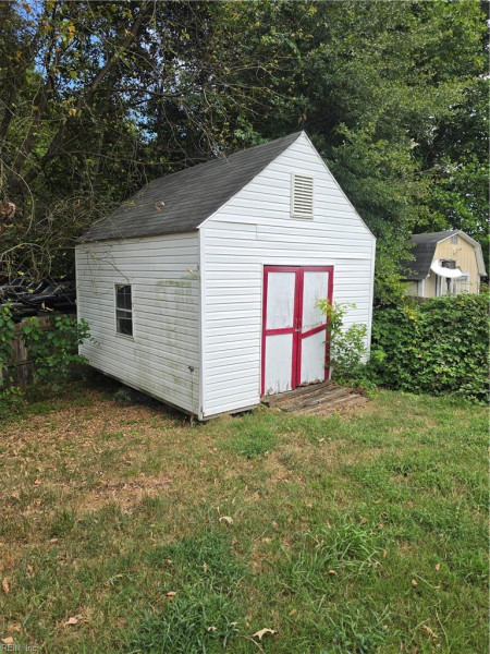 Photo 5 of 5 residential for sale in Chesapeake virginia Photo 5 of 5 residential for sale in Chesapeake virginia