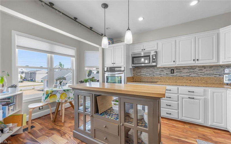 Photo 10 of 26 residential for sale in Norfolk virginia