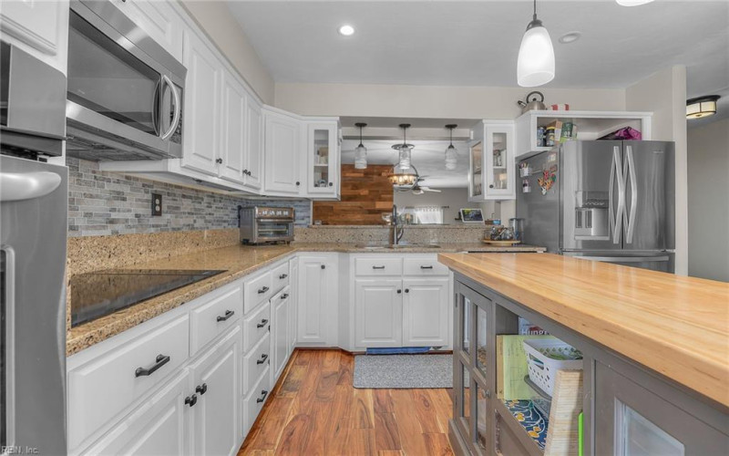 Photo 11 of 26 residential for sale in Norfolk virginia