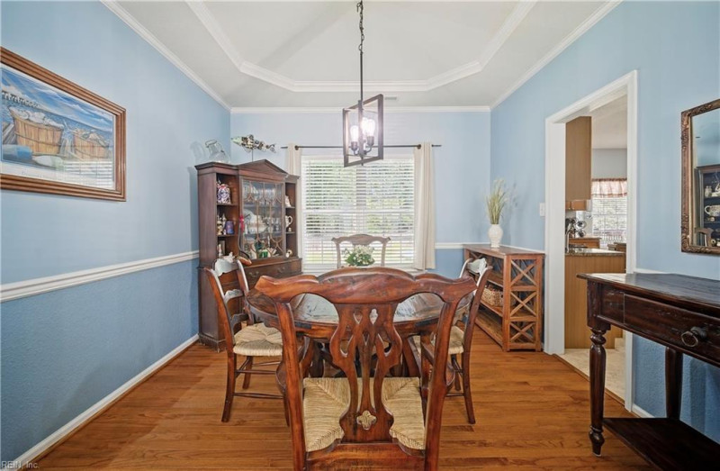Photo 10 of 49 residential for sale in Chesapeake virginia