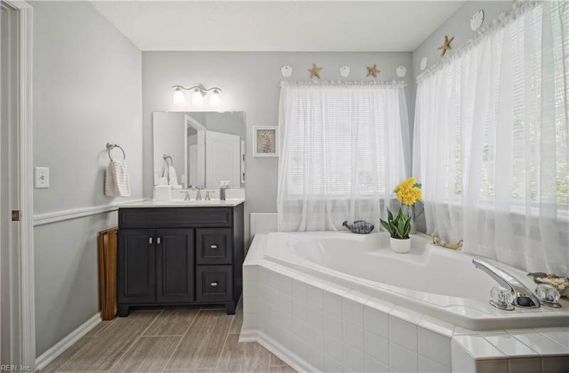 Photo 26 of 49 residential for sale in Chesapeake virginia