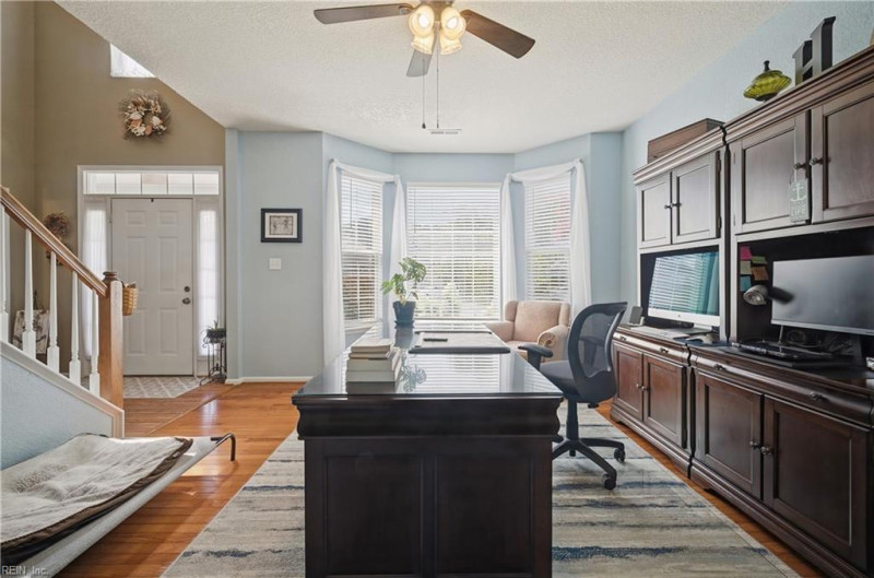 Photo 9 of 49 residential for sale in Chesapeake virginia