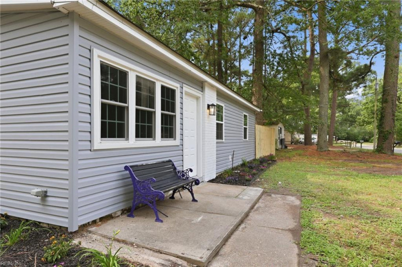 Photo 40 of 41 residential for sale in Chesapeake virginia