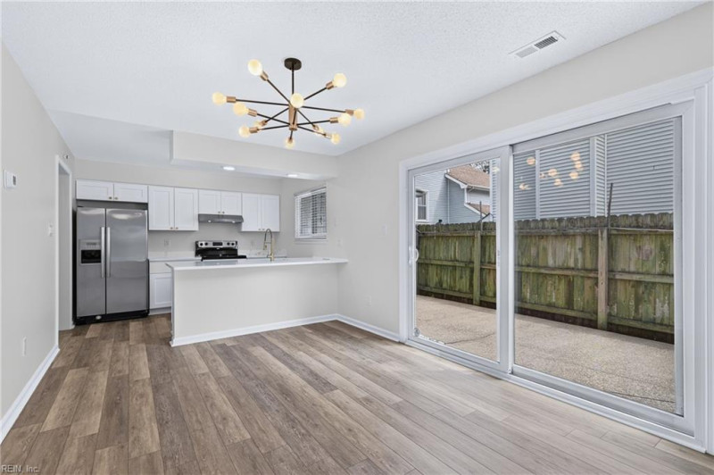 Photo 7 of 32 residential for sale in Virginia Beach virginia