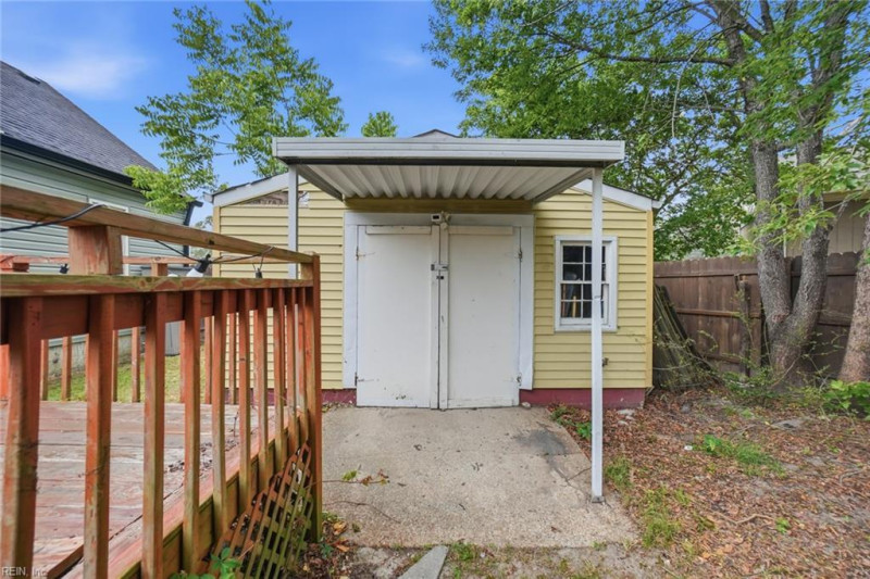 Photo 18 of 19 residential for sale in Norfolk virginia
