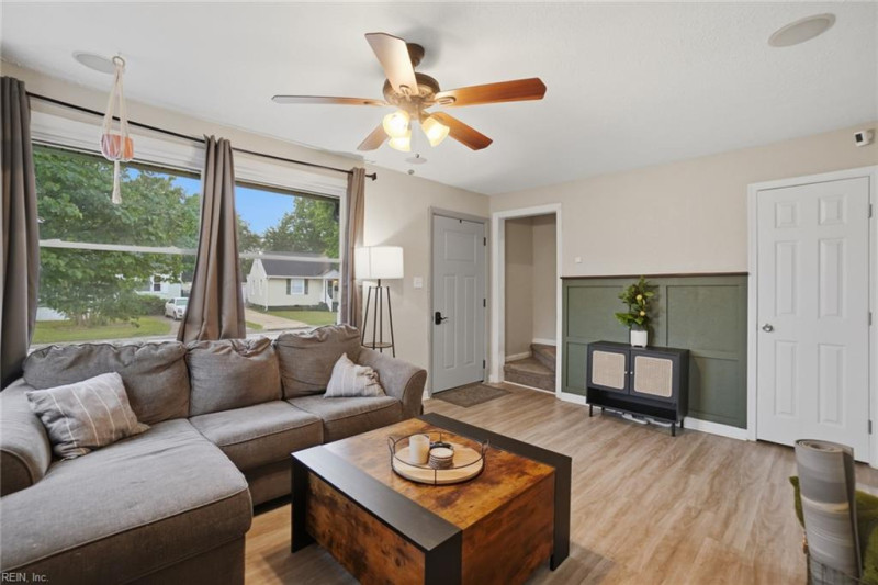Photo 2 of 19 residential for sale in Norfolk virginia