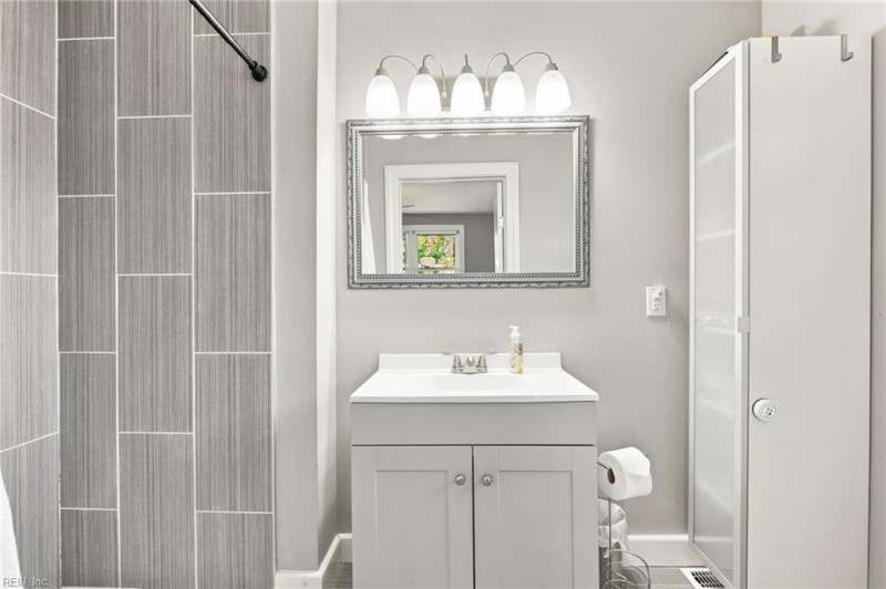 Photo 11 of 30 residential for sale in Norfolk virginia Photo 11 of 30 residential for sale in Norfolk virginia