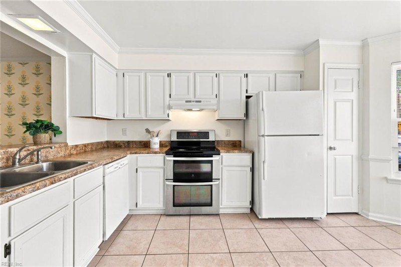 Photo 5 of 45 residential for sale in Virginia Beach virginia Photo 5 of 45 residential for sale in Virginia Beach virginia