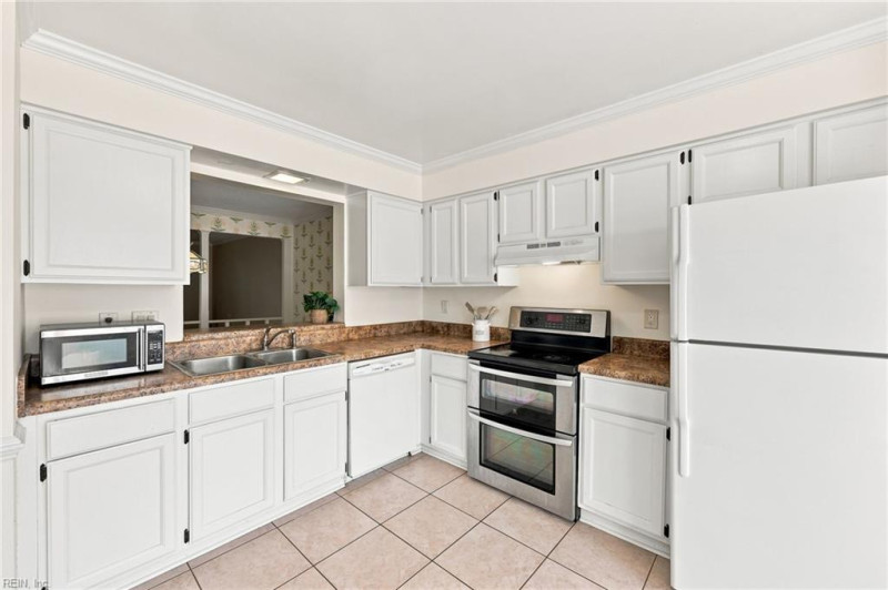 Photo 9 of 45 residential for sale in Virginia Beach virginia Photo 9 of 45 residential for sale in Virginia Beach virginia