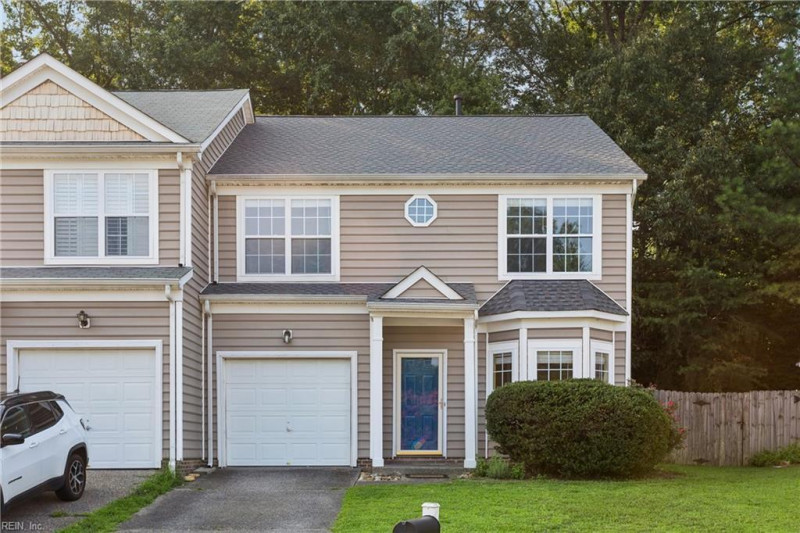 Photo 4 of 49 residential for sale in York County virginia