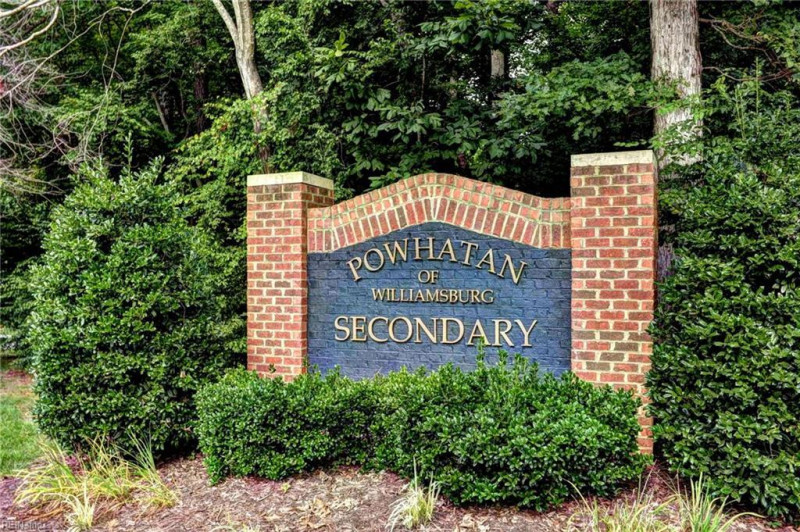 Photo 36 of 43 residential for sale in James City County virginia