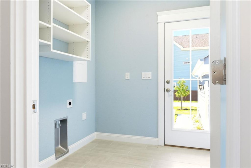 Photo 17 of 21 residential for sale in Norfolk virginia