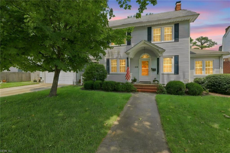 Photo 1 of 33 residential for sale in Norfolk virginia