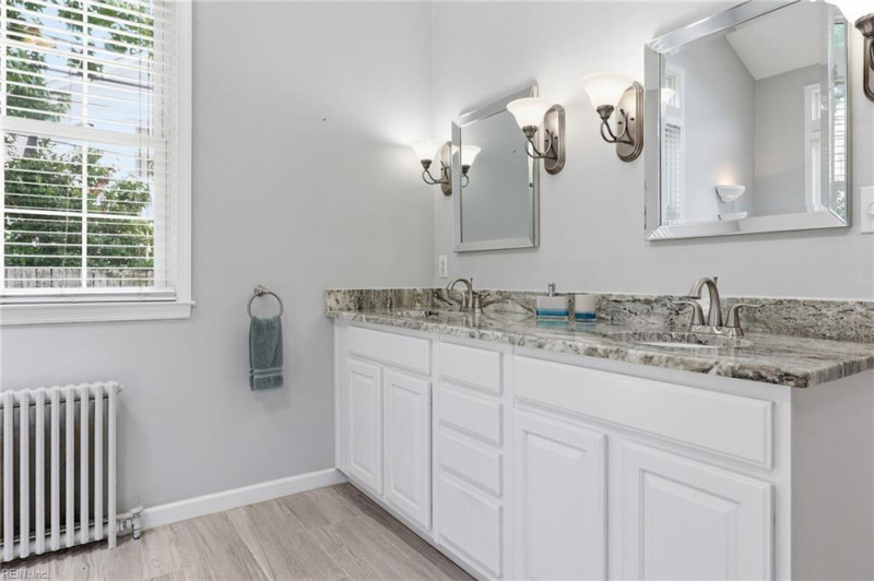 Photo 18 of 33 residential for sale in Norfolk virginia