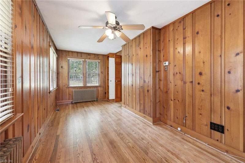 Photo 21 of 33 residential for sale in Norfolk virginia