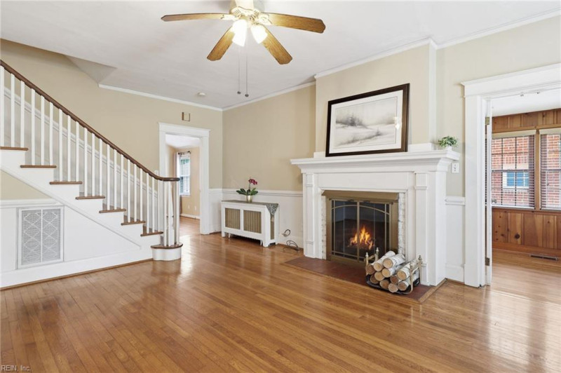 Photo 5 of 33 residential for sale in Norfolk virginia