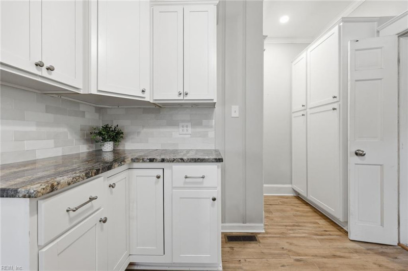 Photo 9 of 33 residential for sale in Norfolk virginia