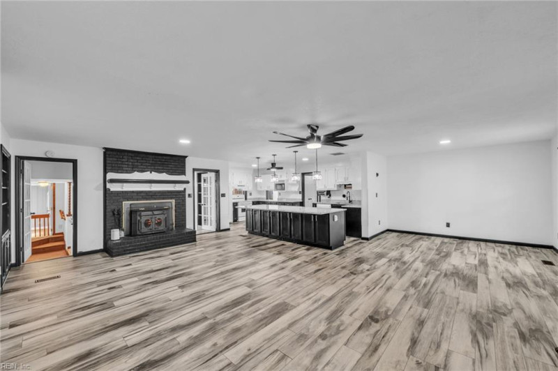 Photo 4 of 47 residential for sale in Chesapeake virginia Photo 4 of 47 residential for sale in Chesapeake virginia