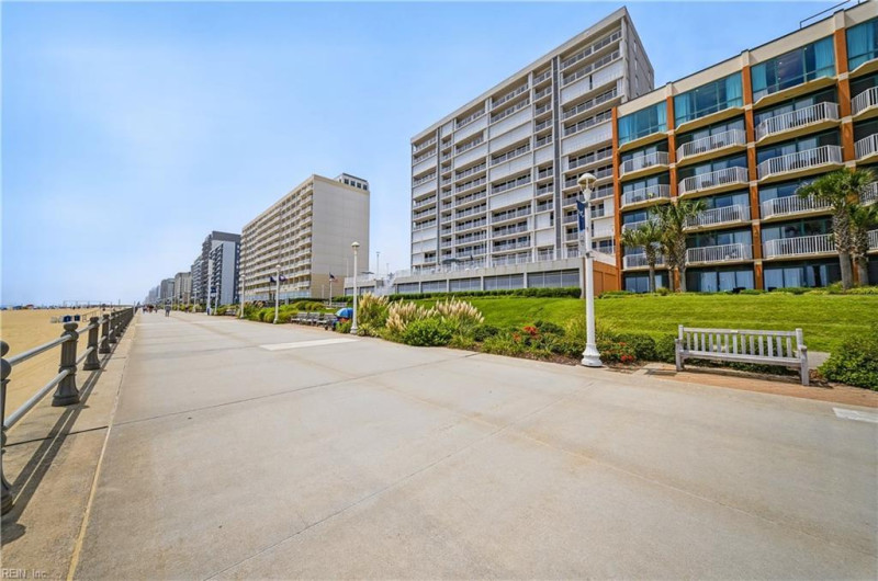 Photo 33 of 43 residential for sale in Virginia Beach virginia