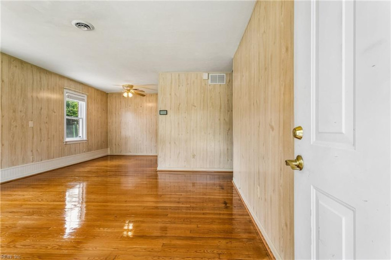 Photo 6 of 31 residential for sale in Hampton virginia Photo 6 of 31 residential for sale in Hampton virginia