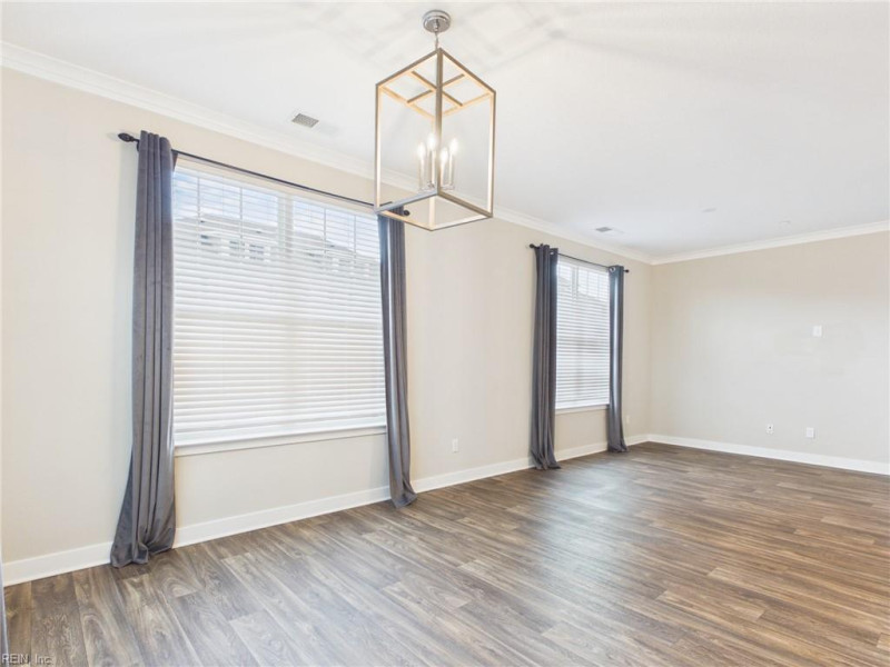 Photo 10 of 36 residential for sale in Hampton virginia