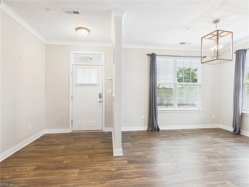 Photo 8 of 36 residential for sale in Hampton virginia
