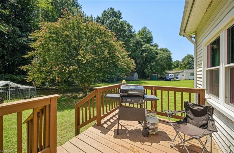 Photo 26 of 29 residential for sale in Suffolk virginia