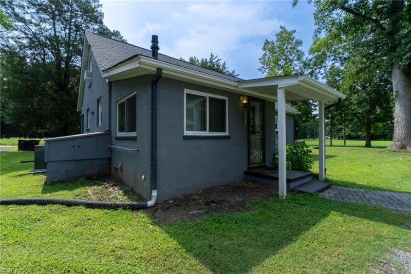 Photo 4 of 44 residential for sale in Chesapeake virginia Photo 4 of 44 residential for sale in Chesapeake virginia