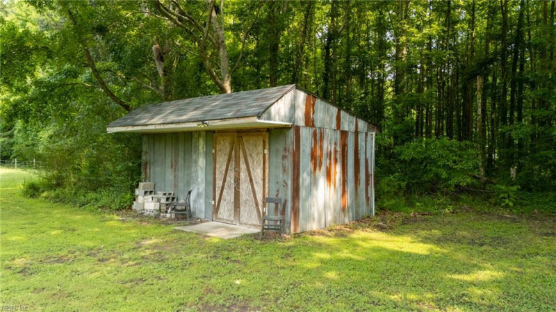 Photo 43 of 44 residential for sale in Chesapeake virginia Photo 43 of 44 residential for sale in Chesapeake virginia