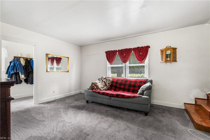 Photo 8 of 44 residential for sale in Chesapeake virginia Photo 8 of 44 residential for sale in Chesapeake virginia