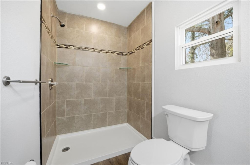 Photo 14 of 24 residential for sale in Norfolk virginia
