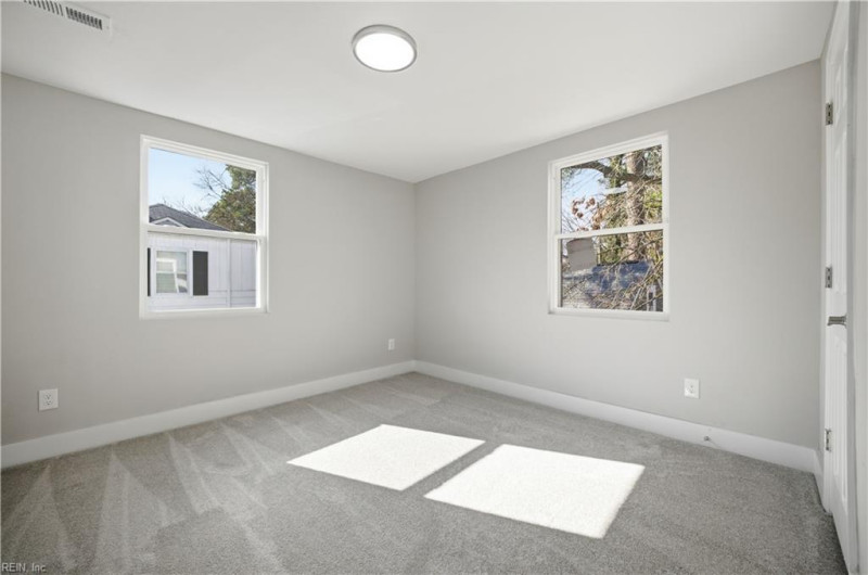 Photo 17 of 24 residential for sale in Norfolk virginia
