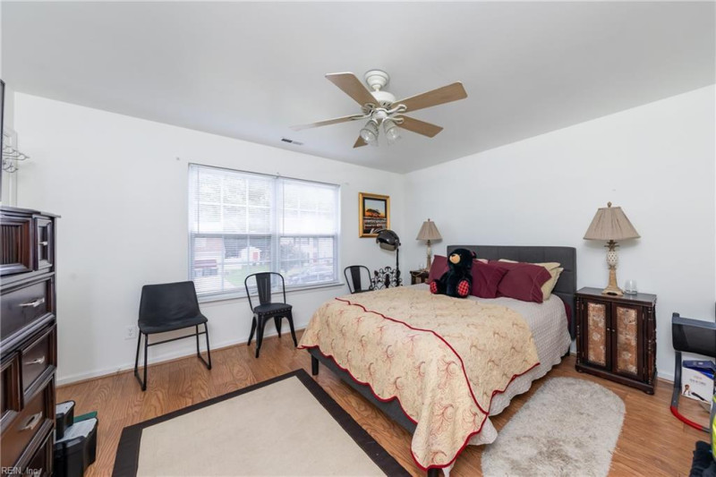 Photo 29 of 36 residential for sale in Hampton virginia