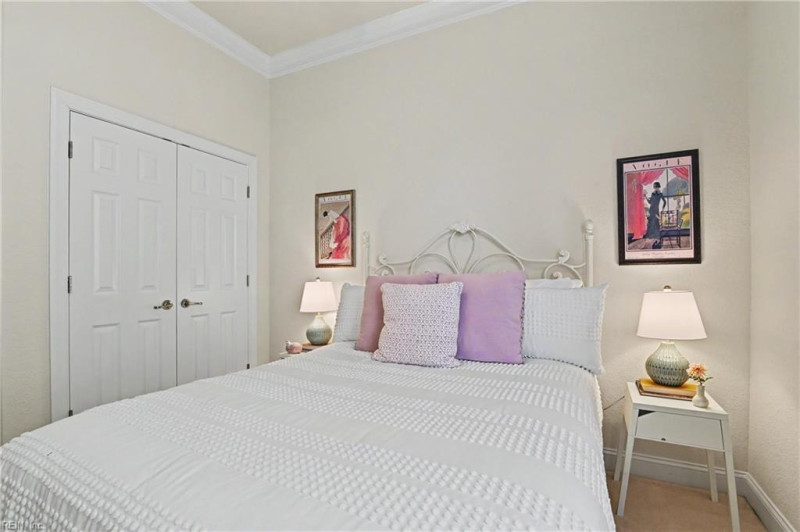 Photo 15 of 48 residential for sale in Chesapeake virginia