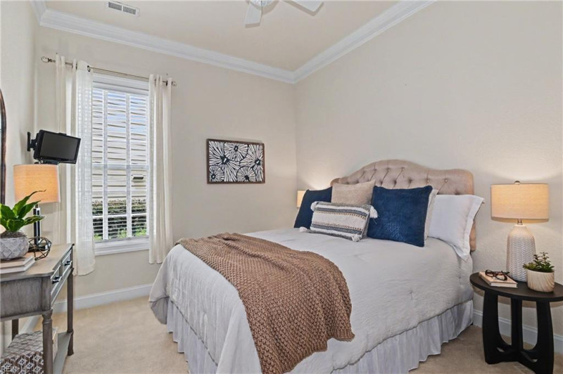 Photo 16 of 48 residential for sale in Chesapeake virginia